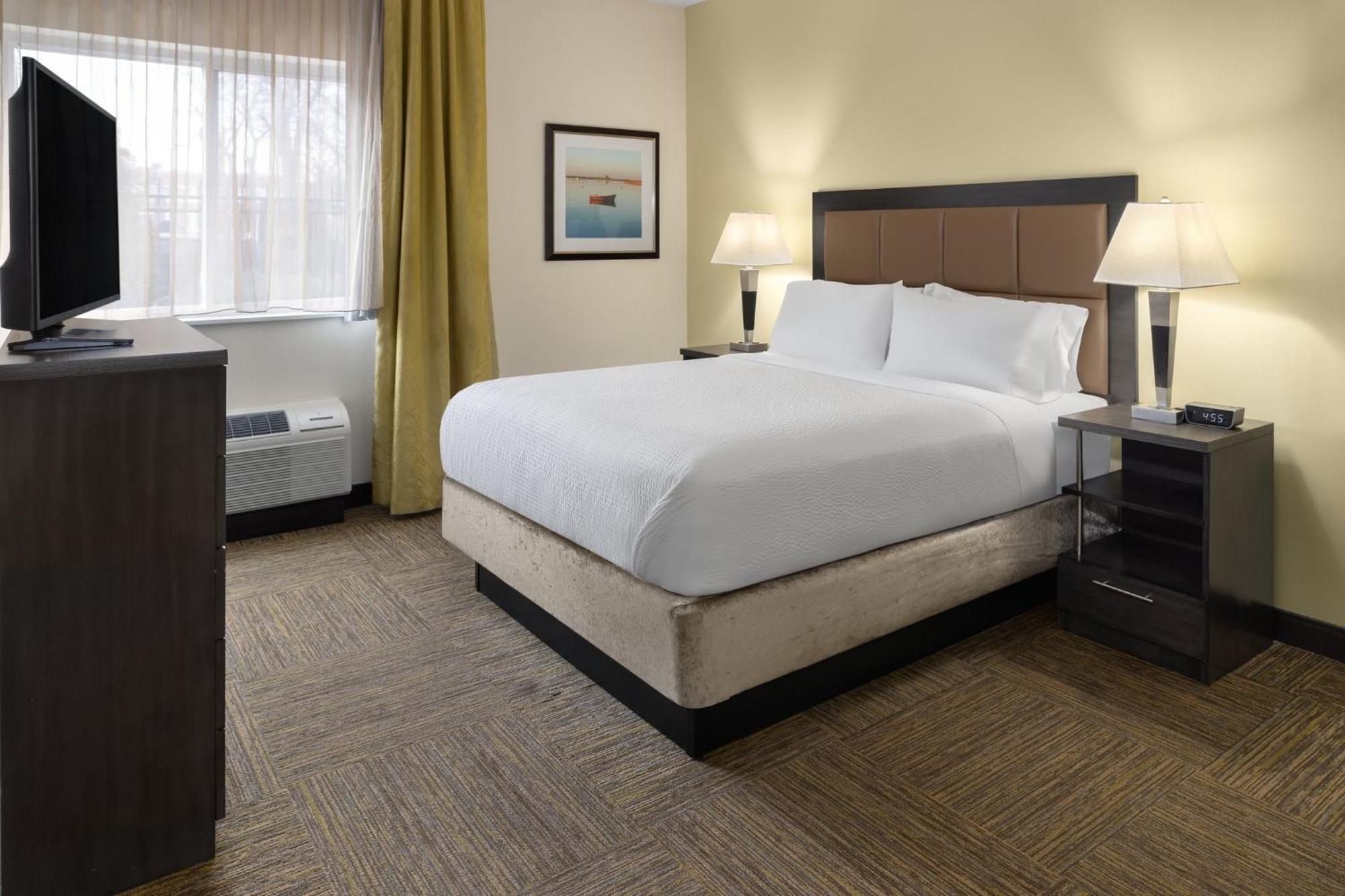 Candlewood Suites Philadelphia - Airport Area By Ihg Chester Exterior foto